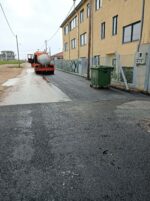 Τέλος σε πρόβλημα ετών για τον δρόμο μπροστά από το σχολείο Γερακινής–Καλυβών!